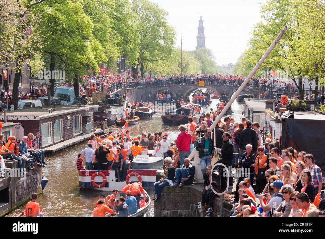 Amsterdam kingsday king